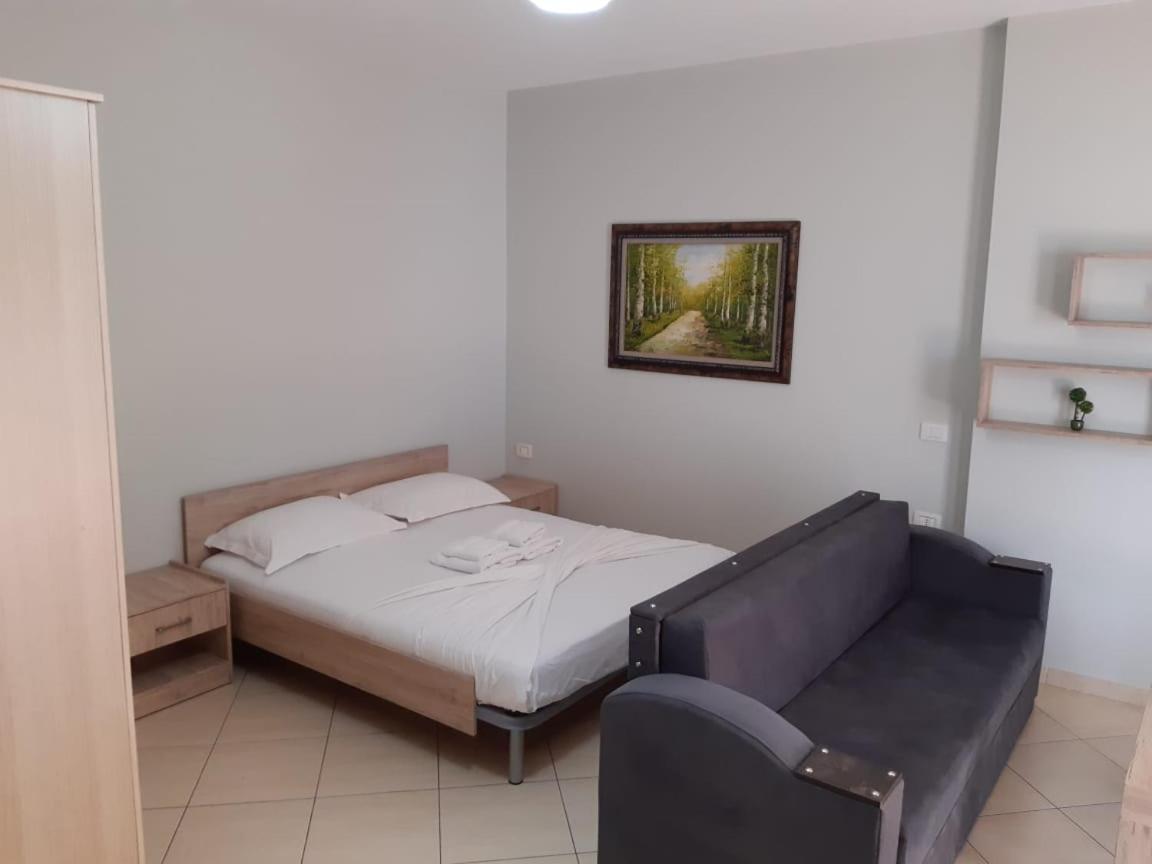 Disy Apartments Vlorë Δωμάτιο φωτογραφία