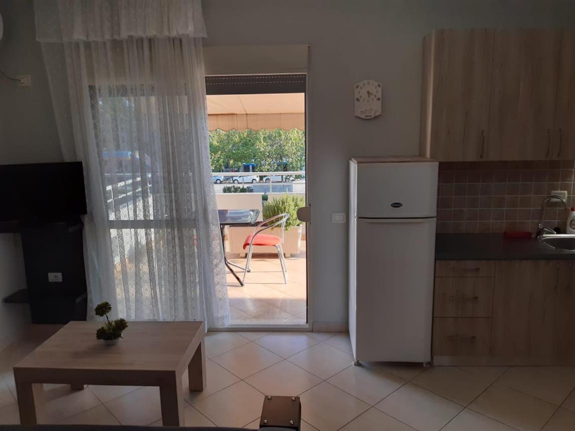 Disy Apartments Vlorë Δωμάτιο φωτογραφία